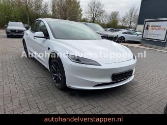 Unfallwagen Tesla Model 3 Highland 208KW Pano CAM Leder 2024/12
