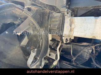 Porsche Taycan Sport Chrono Bose ACC GlasDach 93KWH picture 21