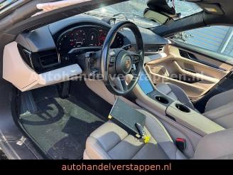 Porsche Taycan Sport Chrono Bose ACC GlasDach 93KWH picture 34