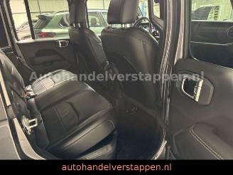 Jeep Wrangler Unlimited Plug-In Hybrid Sahara picture 21
