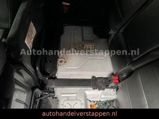 Jeep Wrangler Unlimited Plug-In Hybrid Sahara picture 25