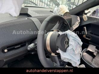 Mini Aceman SE 49.2KWH 218PS PANO HARMAN picture 20