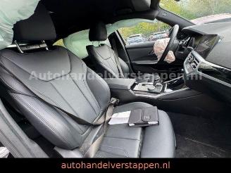 BMW 3-serie d Touring Sport Line 110KW Leder Navi LED picture 20