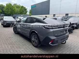 Peugeot 408 Plug in Hybrid S-S 180 Allure Automatic picture 3