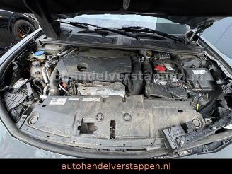 Peugeot 408 Plug in Hybrid S-S 180 Allure Automatic picture 10