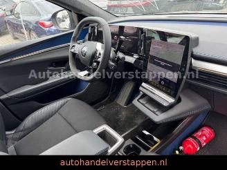 Renault Scenic E-Tech Electric 220 Long R. Esprit Alpine picture 18