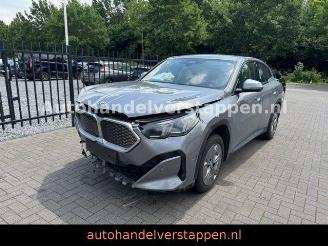  BMW iX2 20 eDrive 150KW 67KWH Navi LED 2024/7