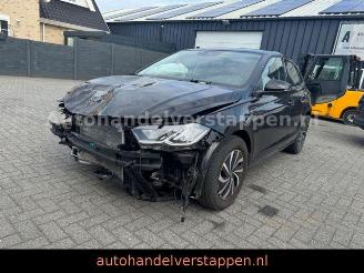Vaurioauto  passenger cars Volkswagen Polo VI Life TSI DSG Discover Pro NAVI LED 2024/12