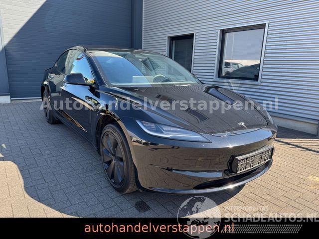Tesla Model 3 RWD 208kW Highland Pano Full CAM