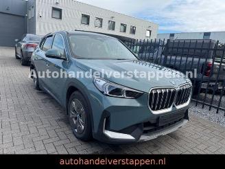 Damaged car BMW iX1 30 xDrive 230KW LUXURY Harman LED 2023/11