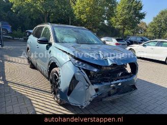 Unfallwagen Peugeot 5008 Hybrid 136 GT Panorama 7-Sitzer 2025/2