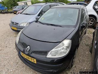Dezmembrări autoturisme Renault Clio Clio III (BR/CR), Hatchback, 2005 / 2014 1.2 16V 65 2006/1