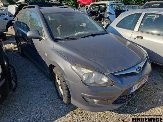 Hyundai I-30 i30 Crosswagon (WWH), Combi, 2007 / 2012 1.6 CRDi 16V VGT LP picture 1