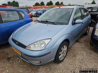 Vrakbiler auto Ford Focus Focus 1, Hatchback, 1998 / 2004 1.6 16V 2004/10