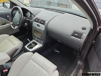 Ford Mondeo Mondeo III Wagon, Combi, 2000 / 2007 3.0 V6 24V ST220 picture 5