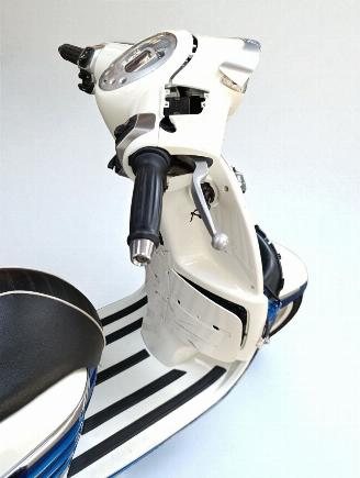 Peugeot  50 DJANGO picture 11