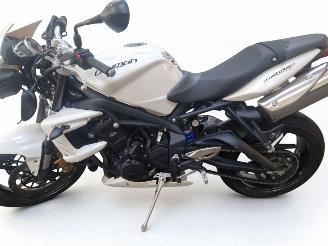 Triumph Street Triple  picture 2