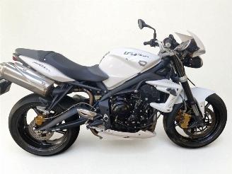 Triumph Street Triple  picture 10