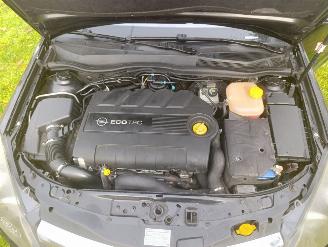 Opel Astra H TWINTOP CABRIOLET 1.9 CDTI- 16V TURBO picture 7