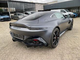 krockskadad bil auto Aston Martin V8 Vantage 4.0 2022/5