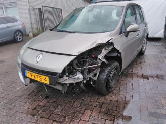 Salvage car Renault Scenic Scenic III (JZ), MPV, 2009 / 2016 1.4 16V TCe 130 2010/2