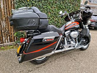Harley-Davidson  110 FLHTCUSE 2 CVO 5HD Screamin Eagle picture 7