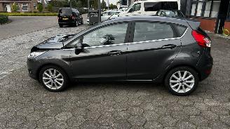 Ford Fiesta  picture 2