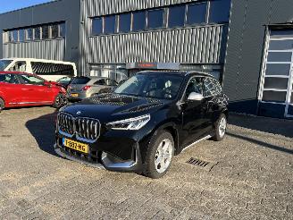 Voiture accidenté BMW iX1 XdriveE30 Launch Edition 67 kWh 2023/7