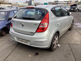 Hyundai I-30 i30 (FD), Hatchback, 2007 / 2011 2.0 CVVT 16V picture 3