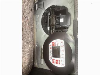 Renault Clio Clio IV (5R), Hatchback 5-drs, 2012 / 2021 1.2 16V picture 13