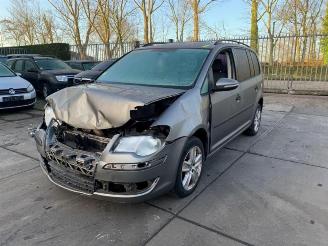 Vrakbiler auto Volkswagen Touran Touran (1T1/T2), MPV, 2003 / 2010 1.4 16V TSI 140 2010/6