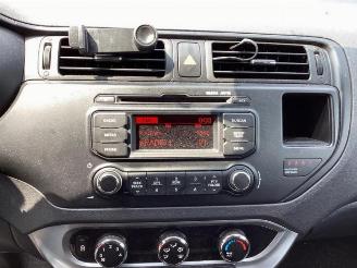 Kia Rio Rio III (UB), Hatchback, 2011 / 2017 1.1 CRDi VGT 12V picture 11