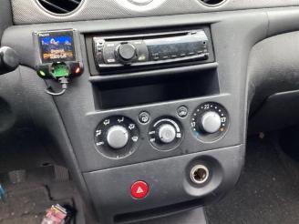 Mitsubishi Outlander Outlander (CU), SUV, 2001 / 2007 2.0 16V 4x2 picture 12