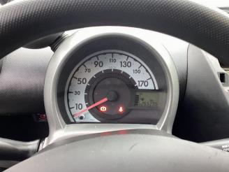 Peugeot 107 107, Hatchback, 2005 / 2014 1.0 12V picture 12