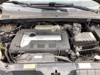 Hyundai Tucson Tucson (JM), SUV, 2004 / 2010 2.0 16V CVVT 4x2 picture 10