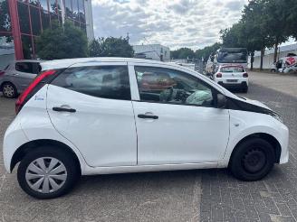 Toyota Aygo Aygo (B40), Hatchback, 2014 1.0 12V VVT-i picture 7