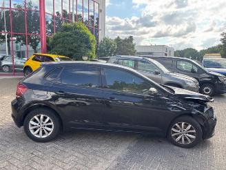 Vrakbiler auto Volkswagen Polo Polo VI (AW1), Hatchback 5-drs, 2017 1.0 TSI 12V BlueMotion 2018/9