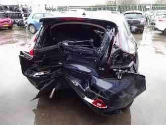 Volvo V-40 V40 (MV), Hatchback 5-drs, 2012 / 2019 2.0 D2 16V picture 4