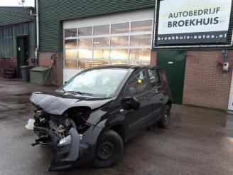 Vrakbiler auto Fiat Panda Panda/Pandina (312), Hatchback, 2012 0.9 TwinAir 60 2014/5