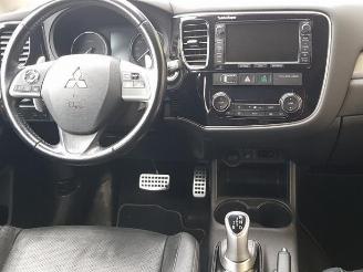 Mitsubishi Outlander Outlander (GF/GG), SUV, 2012 / 2022 2.0 16V PHEV 4x4 picture 10
