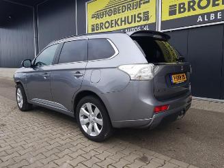 Mitsubishi Outlander Outlander (GF/GG), SUV, 2012 / 2022 2.0 16V PHEV 4x4 picture 3