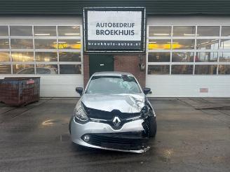 Purkuautot passenger cars Renault Clio Clio IV (5R), Hatchback 5-drs, 2012 / 2021 0.9 Energy TCE 90 12V 2014/6
