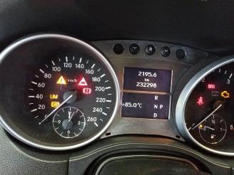 Mercedes ML ML II (164/4JG), SUV, 2005 / 2011 3.0 ML-320 CDI 4-Matic V6 24V picture 35