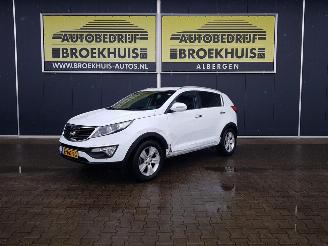 Damaged car Kia Sportage 1.6 GDI 20th Anniversary 2014/2