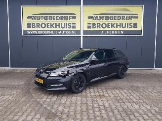 Vaurioauto  passenger cars Skoda Superb Combi 1.4 TSI iV Business Edition Plus 2021/6