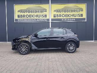 Peugeot 208 1.2 PureTech Active Pack picture 2