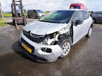 Citroën C3 1.2 Vti picture 3