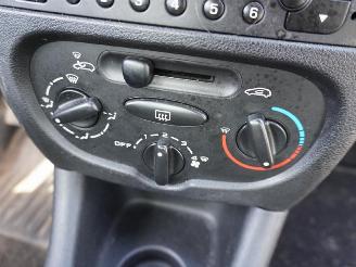 Peugeot 206+ 1.1 picture 6