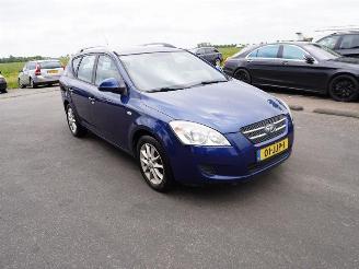 Kia Cee d Sporty Wagon 1.4 16V picture 4