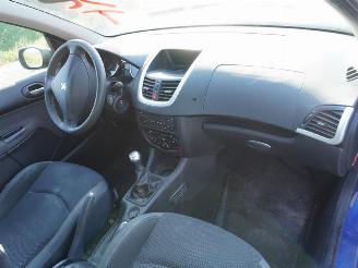 Peugeot 206+ 1.4 picture 5